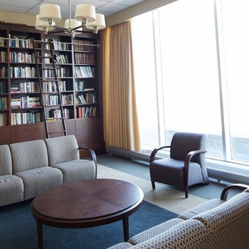 Photo of a seating area in a library
